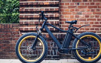 Découvrez les atouts des fatbikes électriques pour des trajets urbains et nature